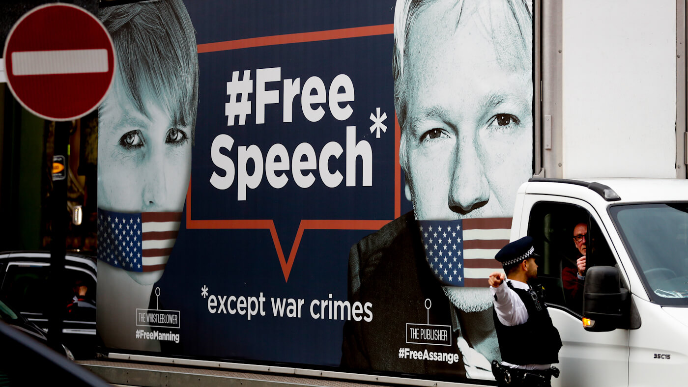 La punizione finale di Julian Assange ricorda ai giornalisti che il loro lavoro è scoprire quello che lo stato tiene nascosto