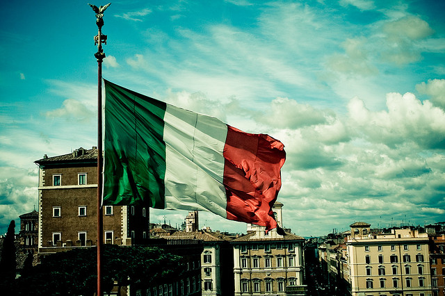 I conti dello Stato sono già saltati da tempo: alla prima recessione l’Italia farà crack, causa tasse troppo alte che deprimono il PIL. Spieghiamo dunque cosa possa significare “fare crack”