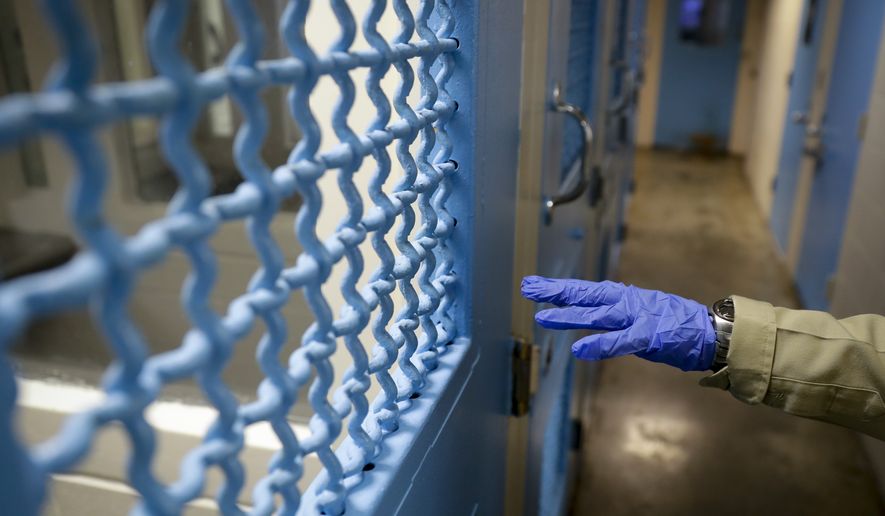 Il Coronavirus è la più grande truffa politica della storia