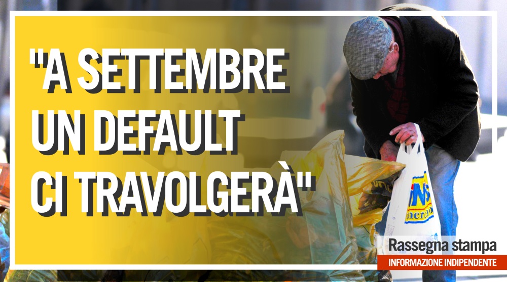 anziano cerca nella spazzatura
