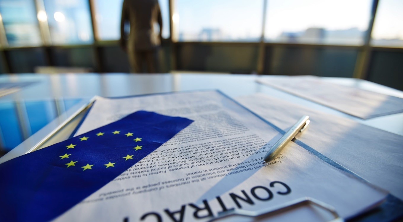 Dal "LABORATORIO GRECIA" alla Covid-19: anatomia di un'arma politica
