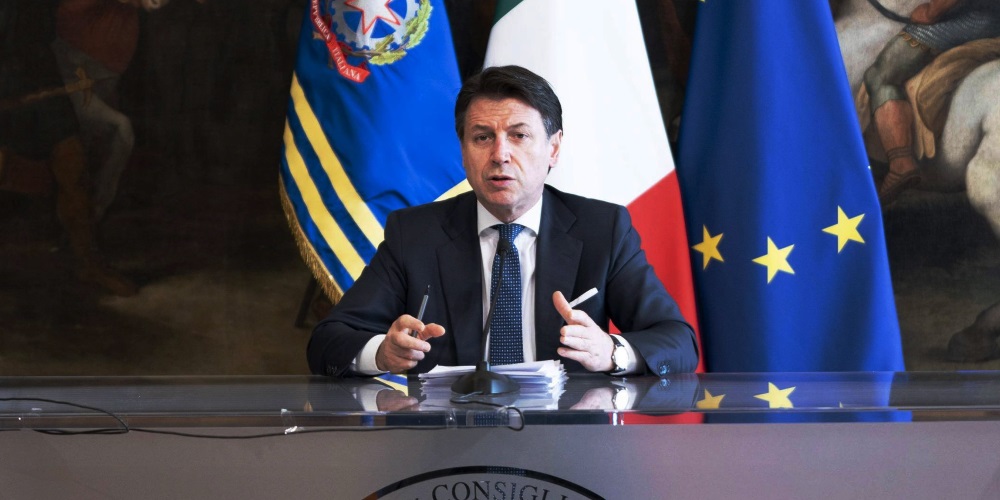Giuseppe Conte conferenza stampa DPCM