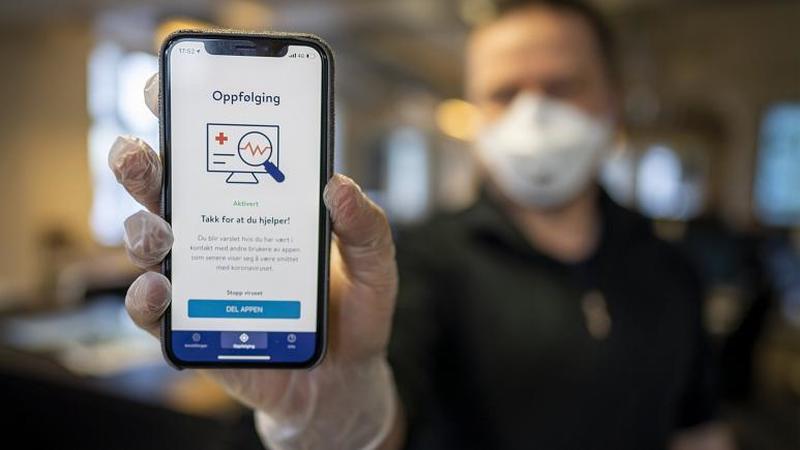 La Norvegia abbandona l'app di monitoraggio COVID e con il lockdown fa il decimo dei morti della Svezia