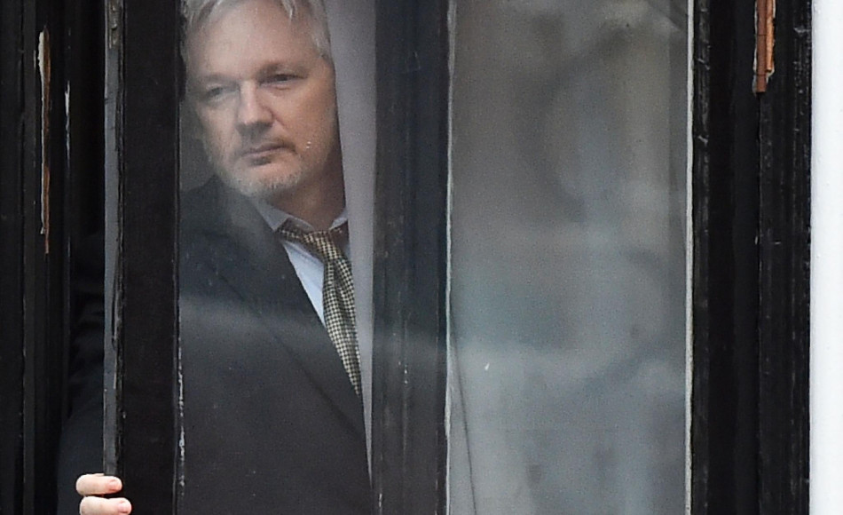 La Cia spiava ogni mossa di Julian Assange nell’ambasciata dell’Ecuador a Londra - video