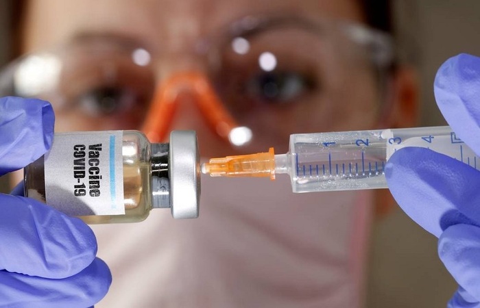 I medici stabiliscono un piano per "punire" le persone che rifiutano il vaccino contro il coronavirus: "Non c'è alternativa".