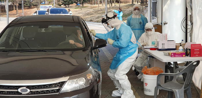Tamponi Covid-19 producono fino al 95% di falsi positivi: confermato dall'Istituto Superiore di Sanità