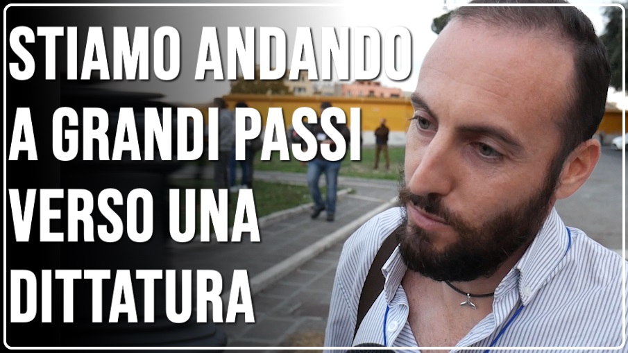 Matteo Brandi Stiamo Andando a Grandi Passi Verso la Dittatura - Marcia di Liberazione