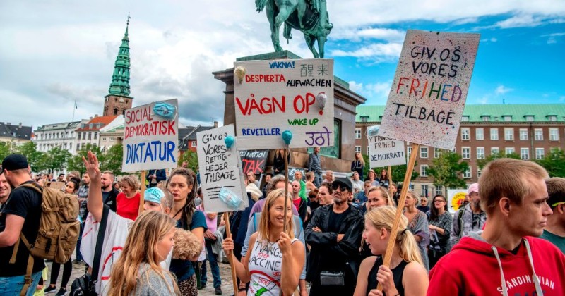 Proposta di legge sulla vaccinazione obbligatoria in Danimarca ritirata dopo le proteste pubbliche