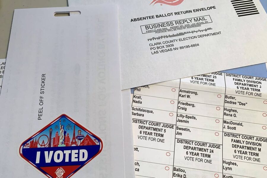 Giornalista americano: i funzionari della contea hanno accettato la mia firma su 8 buste elettorali