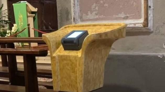 Bancomat in chiesa per le offerte