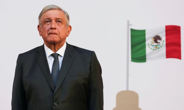 Messico: il presidente López Obrador dice che i lockdown per la pandemia sono la tattica dei dittatori