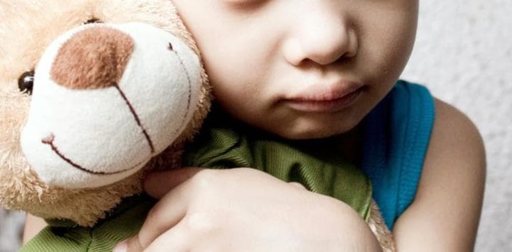 bambino pedopornografia indagini