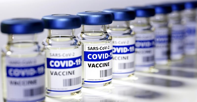 Decessi ed effetti collaterali da vaccinazione COVID, i dati aggiornati del CDC americano