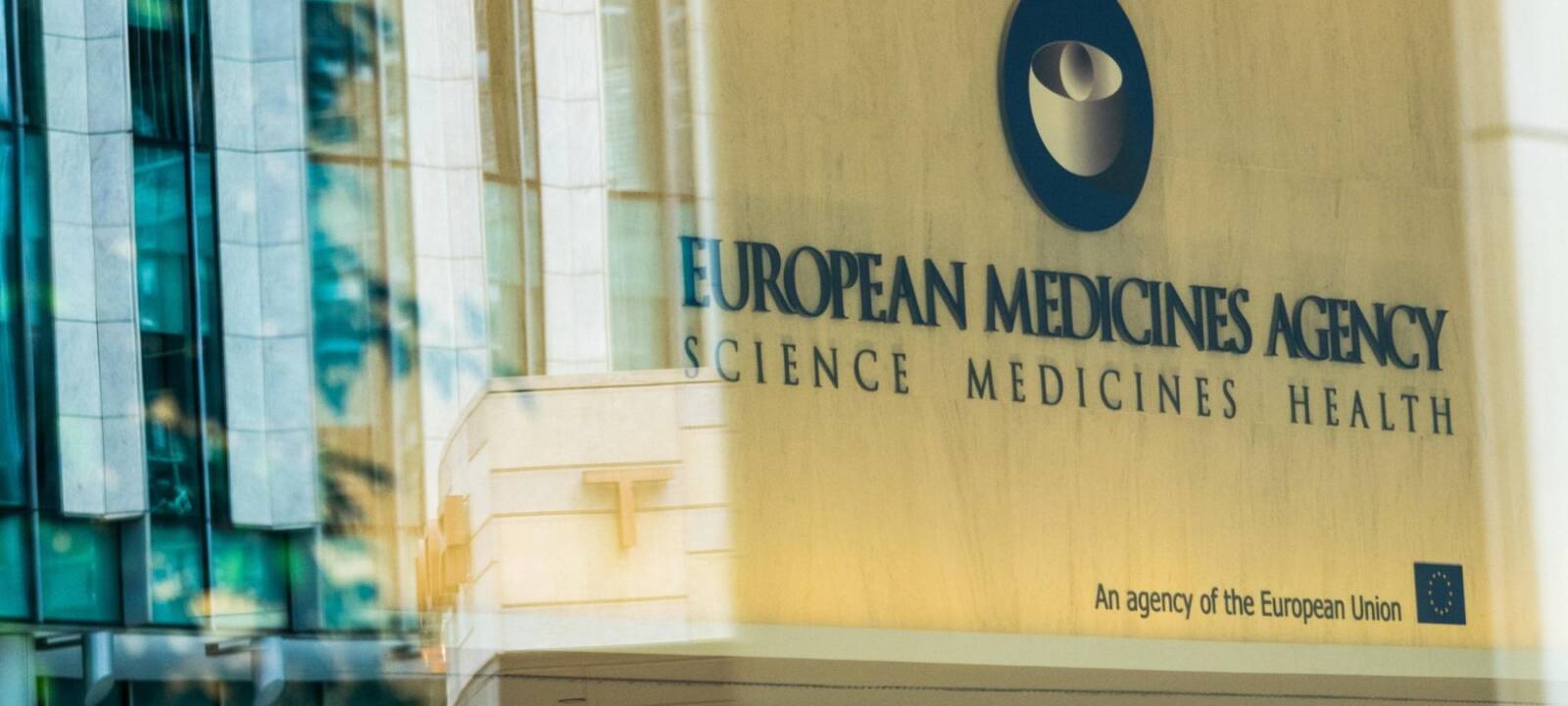 Medici e scienziati scrivono all'Agenzia Europea del Farmaco mettendo in guardia sui pericoli del vaccino COVID-19