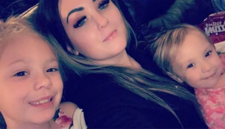 Deborah Tilli, 27