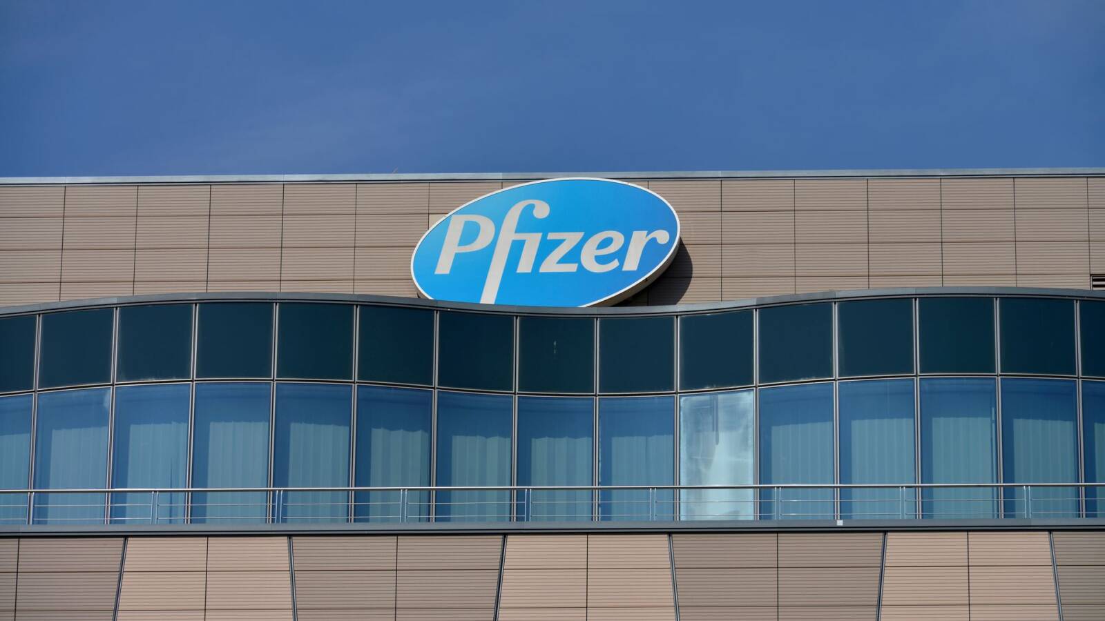 Pfizer teenager