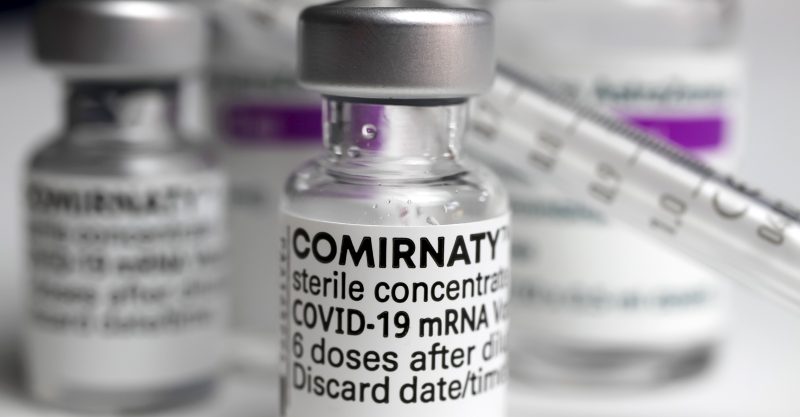 Due cose che i media mainstream non vi hanno detto sull’approvazione del vaccino Pfizer da parte della FDA