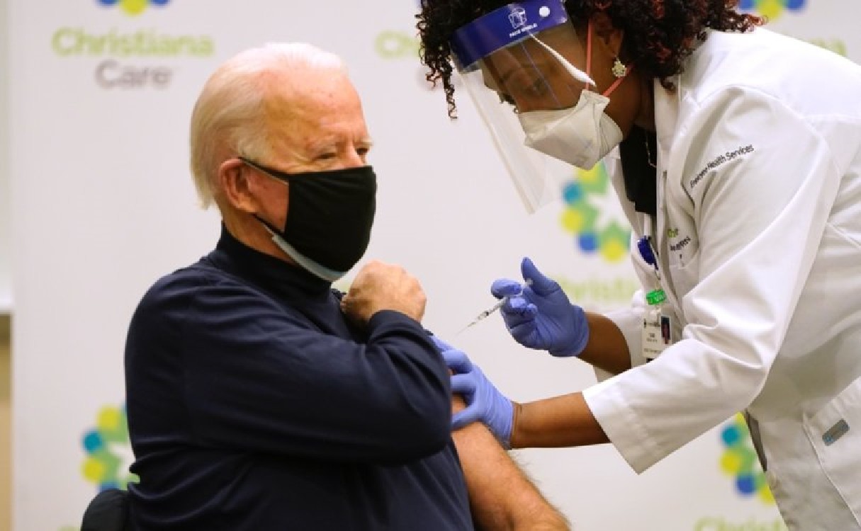 Biden: certificato vaccinale per tutti gli stranieri