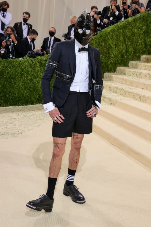 Evan Mock met gala