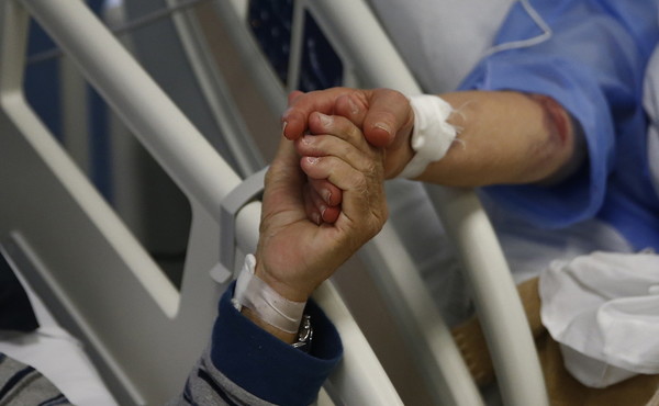 moglie e marito vaccinati e morti di covid