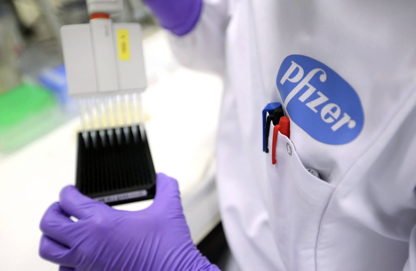 Nella sua sperimentazione sul vaccino Covid Pfizer aveva avuto più decessi di quelli dichiarati pubblicamente