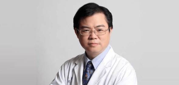Dr. Vincent Wang muore dopo richiamo Pfizer
