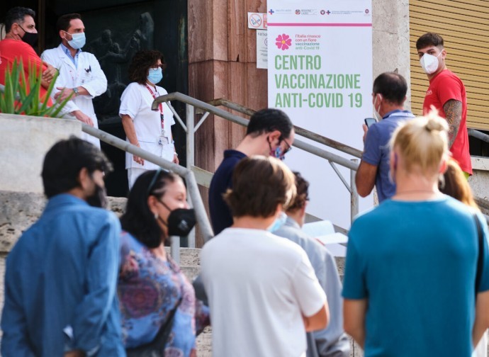 Mali post vaccino le storie di Emiliano e Alessandra