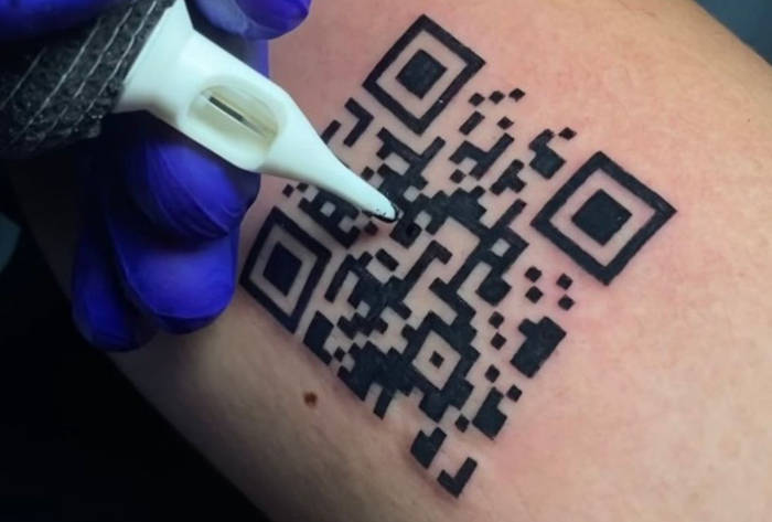 L’identità del nuovo essere umano: un QR code