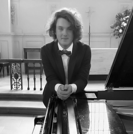 Phillip Leslie pianista inglese 27 anni