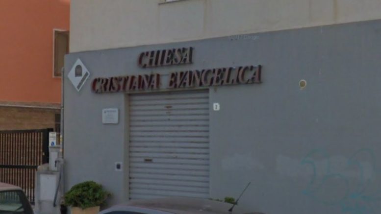 Focolaio nella chiesa evangelica di Sassari, 18 positivi: erano tutti vaccinati