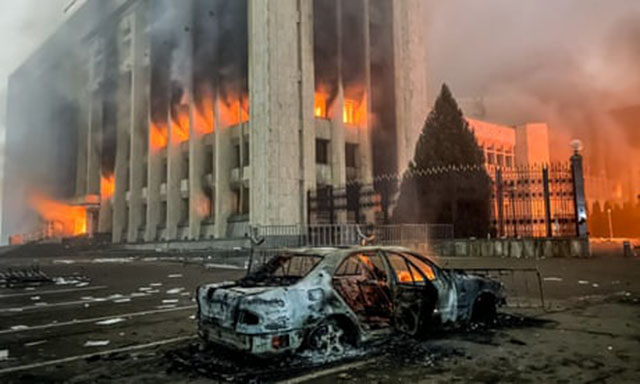In Kazakistan il tentato golpe orchestrato dagli USA potrà rafforzare la Russia