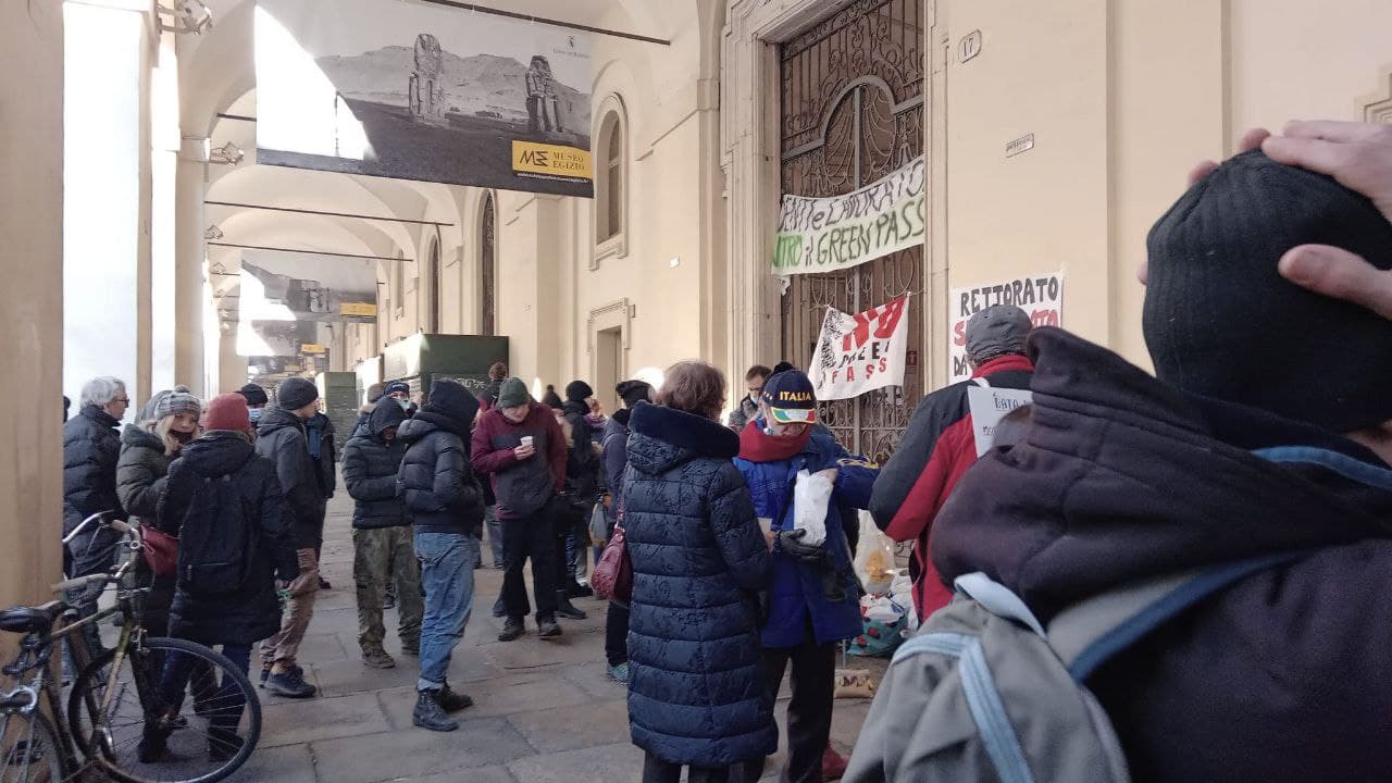 Adesso davanti al rettorato dell'UniTo