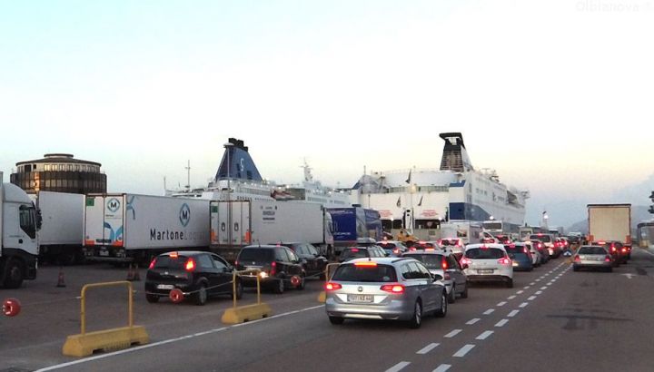 Effetti collaterali del Covid dalla Sardegna due storie sconvolgenti in seguito all'ultimo DL