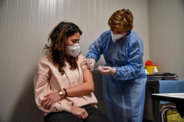 Giulia 22enne con versamento al cuore dopo pfizer