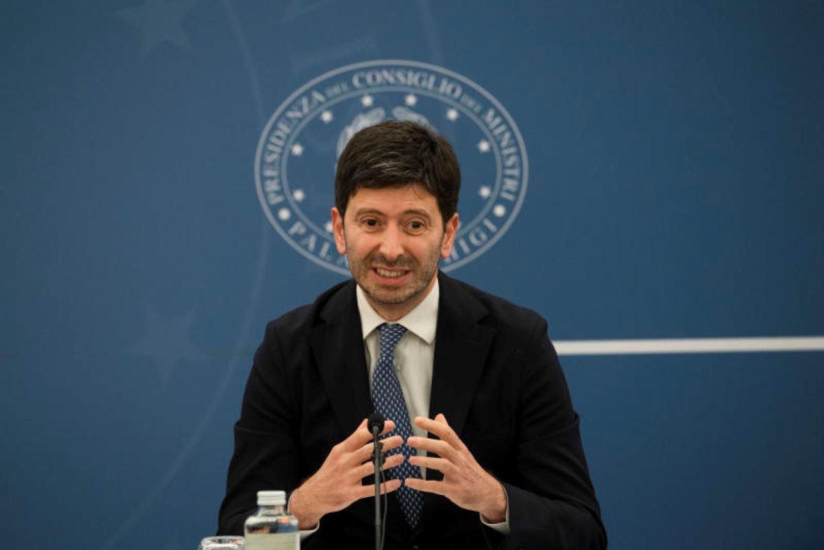 Speranza taglia ancora la sanità: regioni in ginocchio
