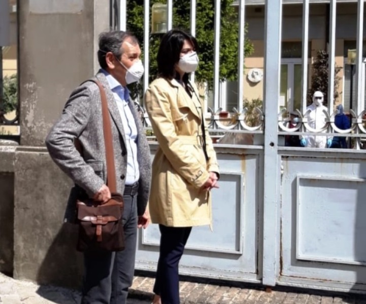 Focolaio covid terze dosi Recanati