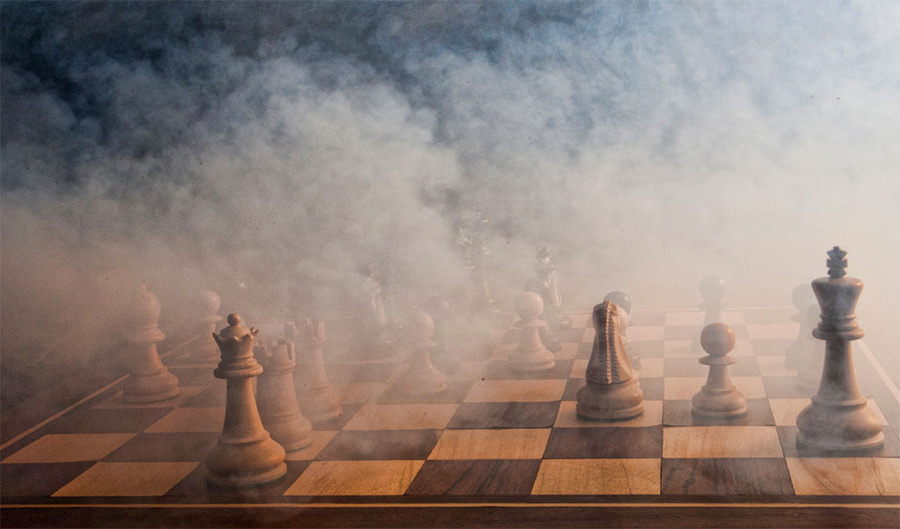 Uno squarcio nella nebbia rivela "una nuova pagina nell'arte della guerra"