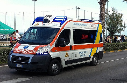 Malore al volante, perde la vita un un giovane infermiere