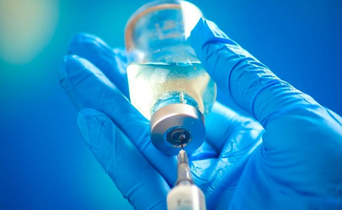 COSA STA SUCCEDENDO CON I VACCINI IN EUROPA E IN USA?