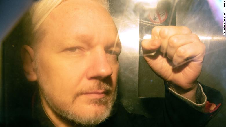 assange estradizione usa sentenza