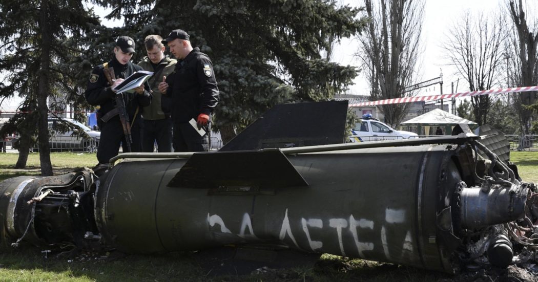 Mosca smentisce Kiev: "L'attacco alla stazione di Kramatorsk è arrivato dalle forze armate ucraine"