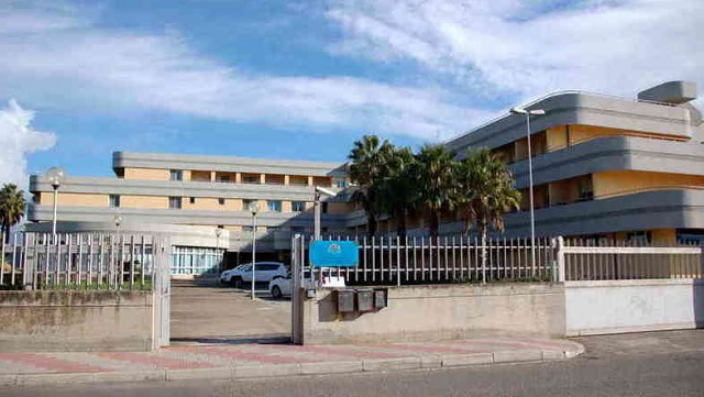 Focolaio nella RSA a Cagliari Quaranta anziani positivi e un morto, tutti vaccinati