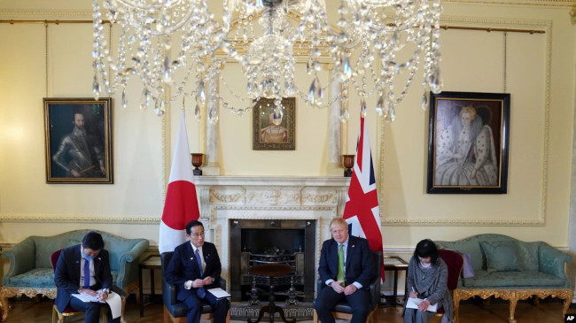 Johnson Kishida accordo militare