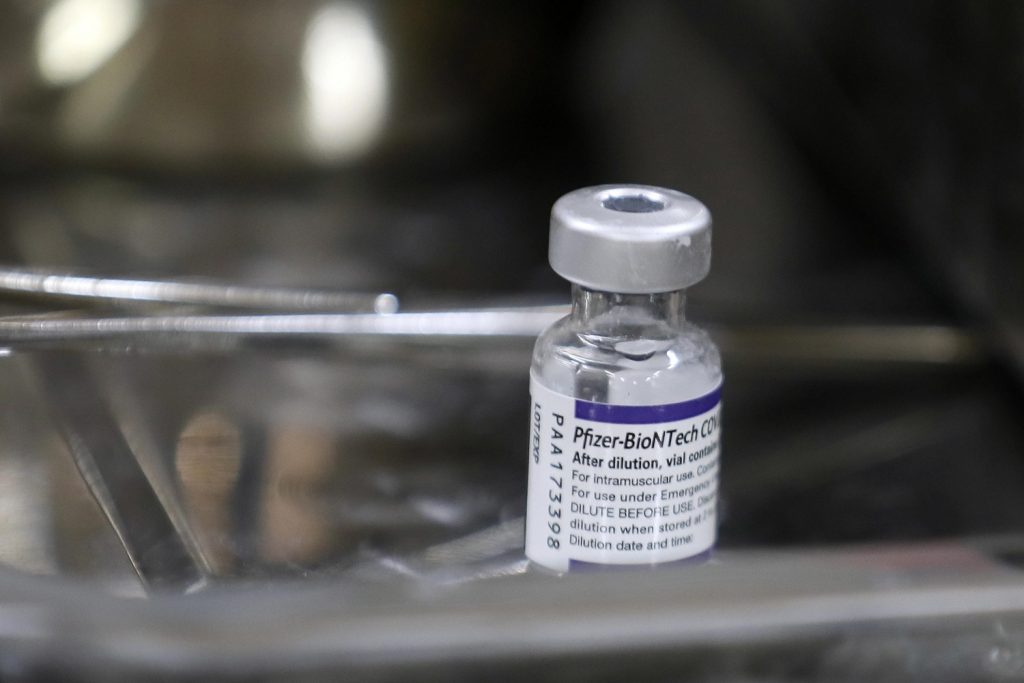 Miocardite, emorragia polmonare e miosite estesa 12 giorni dopo il vaccino Pfizer un caso studio