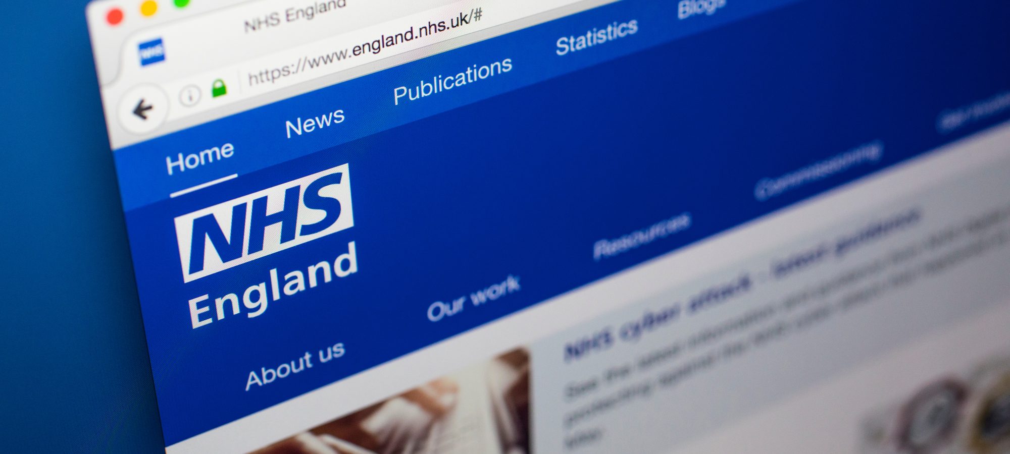 L'NHS ha appena modificato la sua pagina web sul vaiolo delle scimmie... per renderla più allarmante
