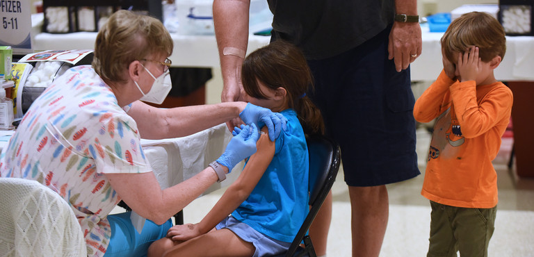 Covid-19 dati ISS: più positivi tra i bambini vaccinati rispetto ai non vaccinati