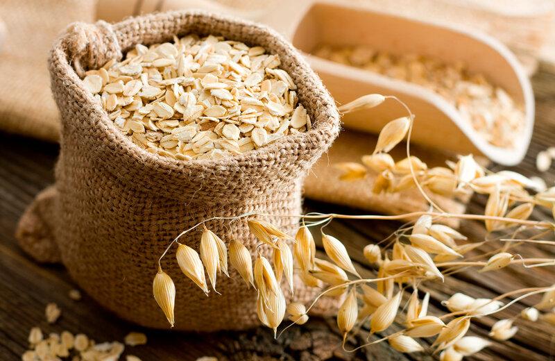 Beta-glucani d’avena: tre grammi al giorno riducono il colesterolo nel sangue