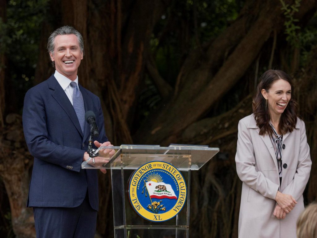 Il governatore della California Gavin Newsom positivo 10 giorni dopo la quarta dose