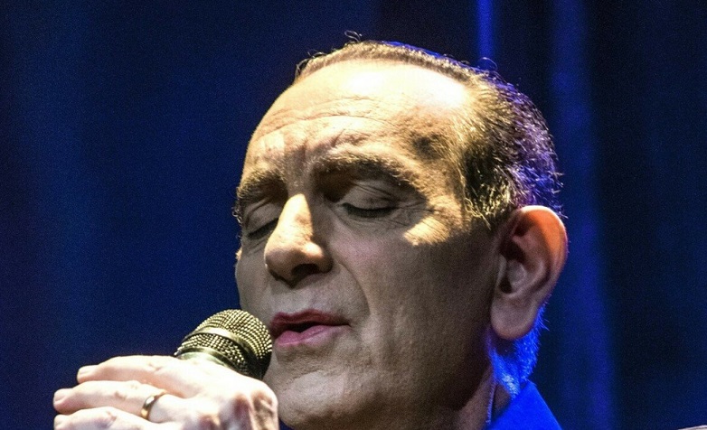 Muore all'improvviso l'attore Gennaro Cannavacciuolo