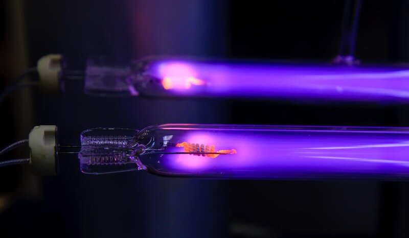 Le luci UV-LED possono uccidere coronavirus umani e HIV